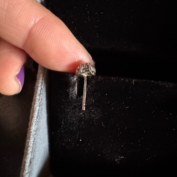 Genuine .50ct tw diamond silver 925 studs push back . - Picture 2 of 2